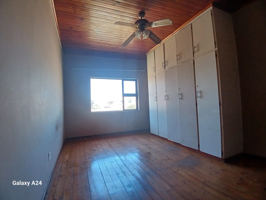 2 Bedroom Property for Sale in Quigney Eastern Cape